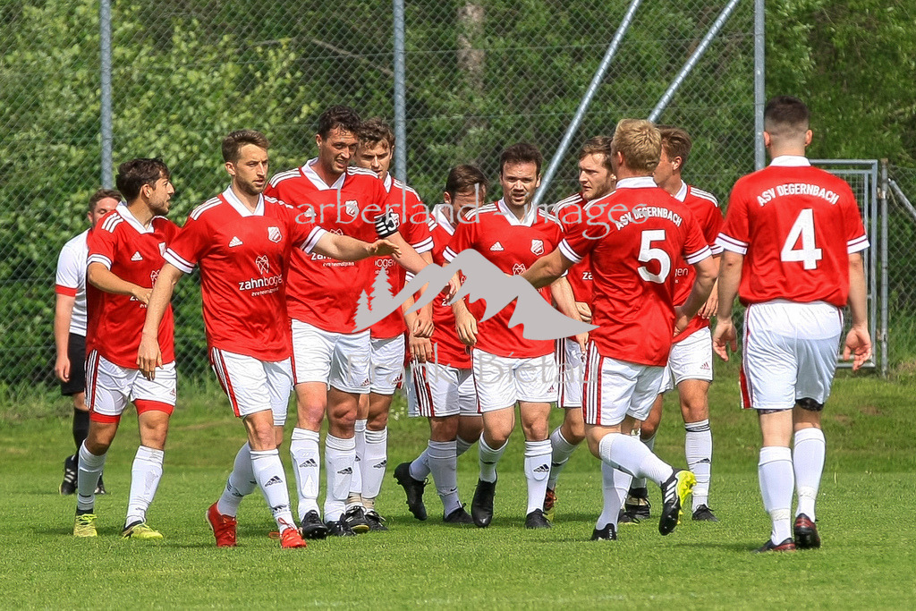 993T0795 | Medien- Sport- Entertainmentfotos