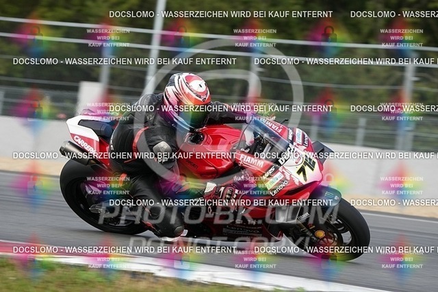 2025_09_12_PBK_14820 | Sportfotografie; SlowMotion; Video; Rennstrecke; Hafeneger; Speer; Racing; RSE; BMW; CBO; Trackday; Motorsportarena; Hockenheimring; Brno; Most; Barcelona; Valencia