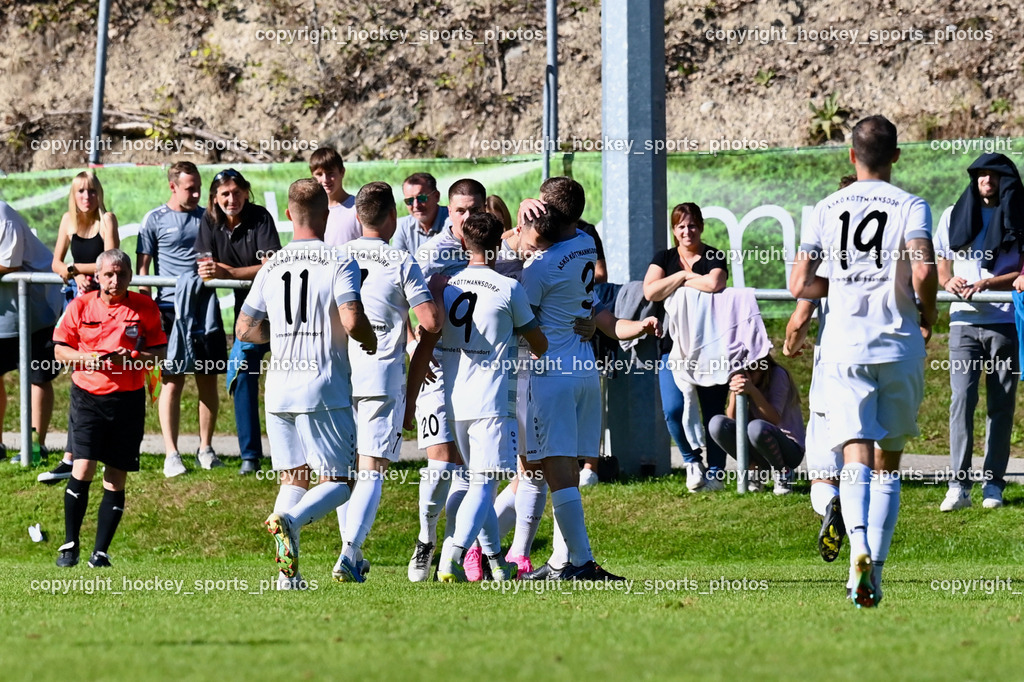 ATUS Velden vs. ASKÖ Köttmannsdorf 7.10.2023 | Jubel ASKÖ Köttmannsdorf, ATUS Velden vs. ASKÖ Köttmannsdorf 7.10.2023, ATUS Velden vs. ASKÖ Köttmannsdorf am 07.10.2023 in Velden (Wald Arena Velden), Austria, (Photo by Bernd Stefan)