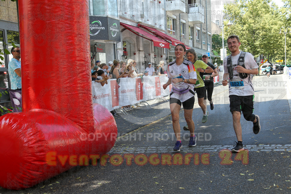 250621_1231_EX1_5951 | Sportfotografie im Rhein-Sieg Kreis, Köln, Bonn, NRW, Rheinland Pfalz, Hessen, etc. Unser Tätigkeitsfeld umfasst den Laufsport vom Volkslauf über den Marathon, Duathlon, Triathon bis zum Ultralauf wie Kölnpfad Ultra oder Schindertrail.