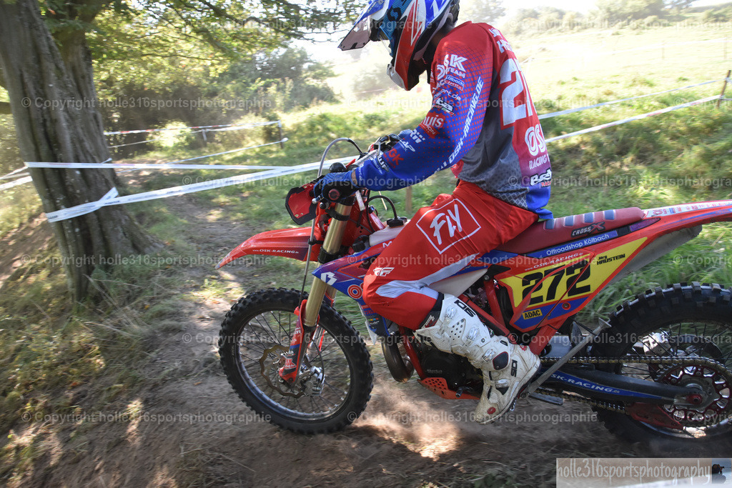 DSC_0050 | Sportfotografie , Motorsport, Motoross, Reitsport, Mointainbike, Enduro,
Landschaft , Outdoor, Eventfotografie, Landschaft, Bilder online bestellen - Realisiert mit Pictrs.com