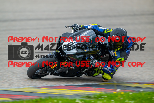 MaZZes_FotoMatrix_240504_6007705_3486 | STK1000