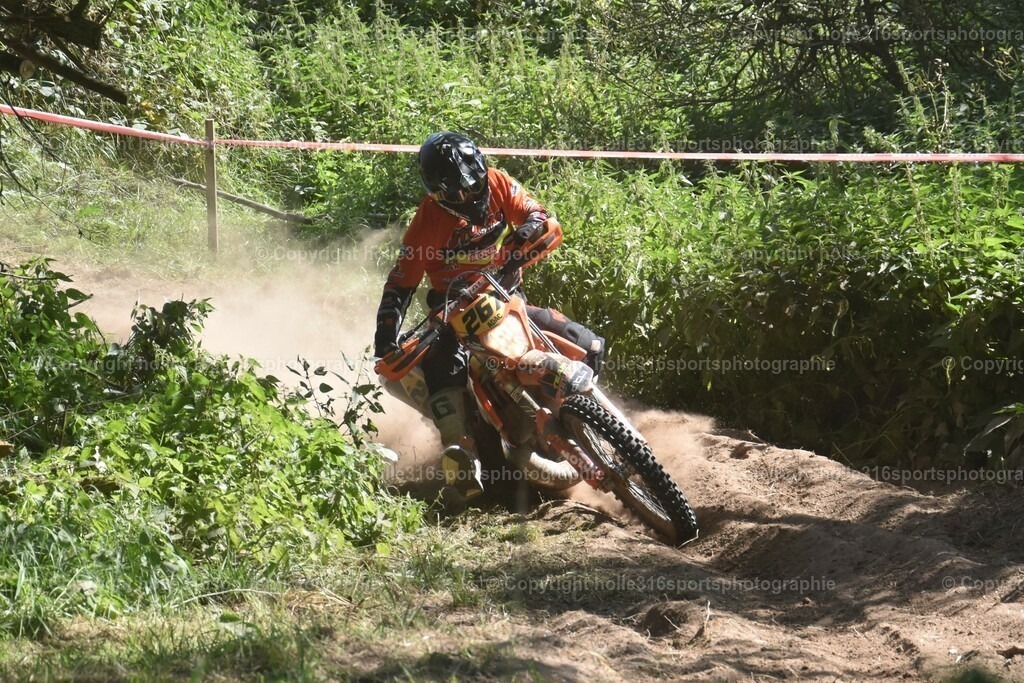 DSC_0184 | Sportfotografie , Motorsport, Motoross, Reitsport, Mointainbike, Enduro,
Landschaft , Outdoor, Eventfotografie, Landschaft, Bilder online bestellen - Realisiert mit Pictrs.com