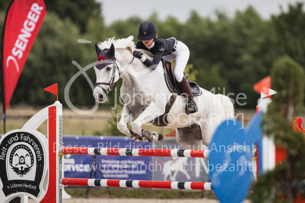 250629_PfSpTa_2Ph-M1-762 | Deine schönsten Turniermomente als professionelle Fotos! Entdecke hochwertige Pferdesport-Fotografie im Online-Shop. Jetzt Fotos finden & bestellen!