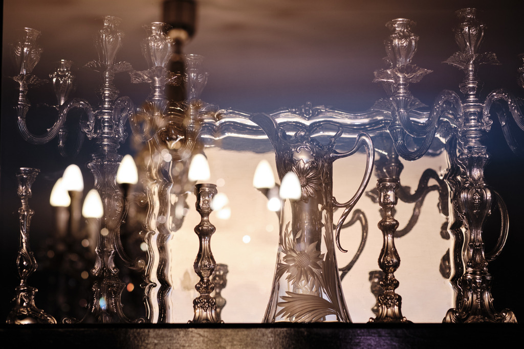 Jarosinski & Vaugoin, Detailaufnahme im Geschäft | Wien, Austria - April 20, 2021: Jarosinski &amp; Vaugoin; Detailaufnahme im Geschäft. - Realisiert mit Pictrs.com