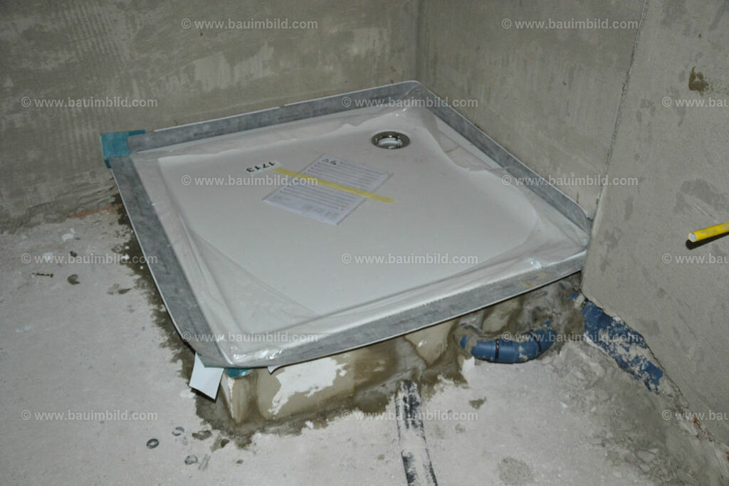 bib-lg15-sanitaer-0097 | Nach LV-Leistungsgruppen sortierte Detailfotos über den Bau eines Hauses. Alle Hausbau-Bilder direkt vom Urheber und Autor der Website Haus-Selber-Bauen.com