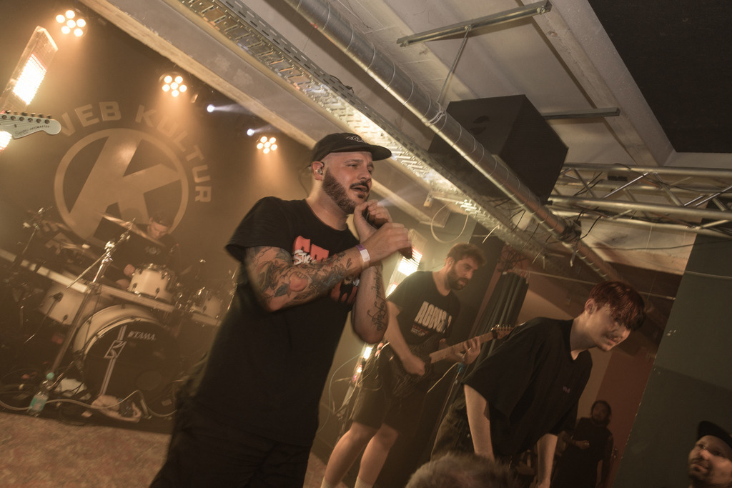 057A3258 | thismomentpictures - Realisiert mit Pictrs.com