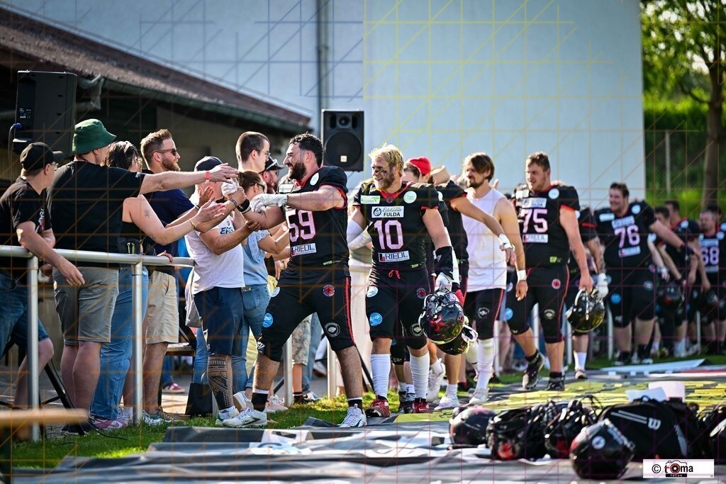 FD-Saints vs. Wetzlar Wölfe (165 von 205) | professionelle Sport- und Eventfotografie von Tomafocus – dynamische Bilder, emotionale Momente und hochwertige Aufnahmen für jeden Anlass. - Realisiert mit Pictrs.com