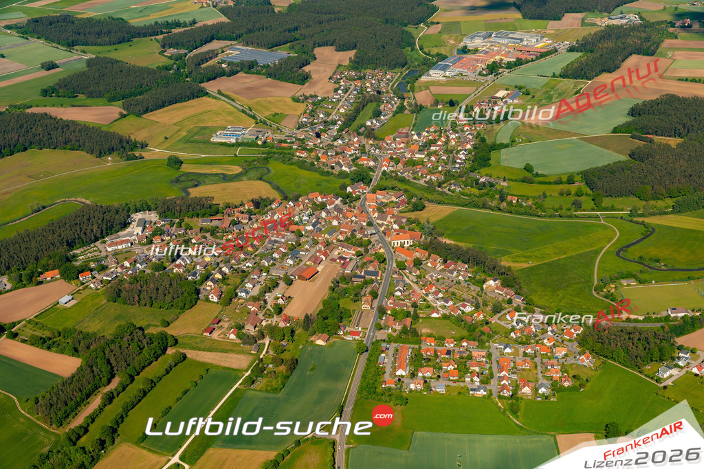 Das Luftbild zeigt : Wassermungenau Abenberg - Die Luftaufnahme wurde 2024 vom UL-Flugzeug aus erstellt ( keine Drohne ) - Hochauflösende Luftaufnahme - Für grossformatige Ausdrucke geeignet. Die Geschenkidee !Mit Lizenz und Bildrechte bestellbar