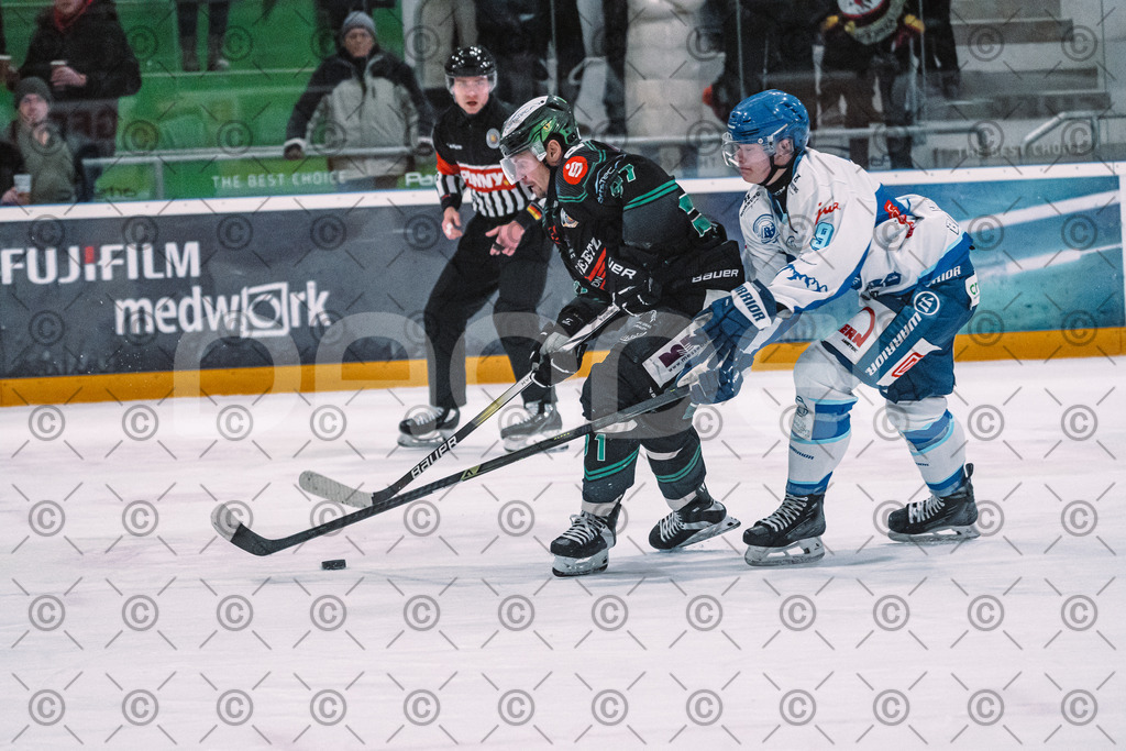 Alligators_vs_Riessersee_03_02_2026-29 | Höchstadt Alligators Fotogalerie: Eishockey-Action aus Franken. Professionelle Spielfotos, Portraits & Stadionbilder zum Download. Jetzt entdecken! - Realisiert mit Pictrs.com