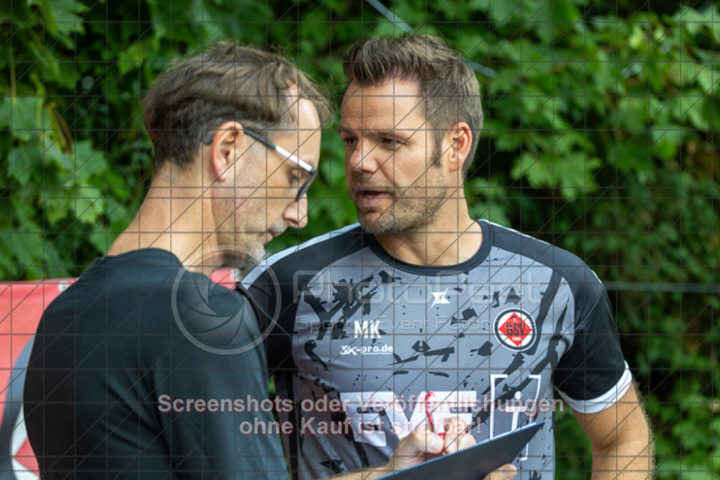 20250816_162026_1148 | #,1.Göppinger SV (rot) vs. FSV 08 Bietigheim-Bissingen (blau), Fußball, Oberliga BW, wfv, 03. Spieltag, Saison 2025/2026, Rasensportplatz Stadion SV Göppingen, Hohenstaufenstr. 116, 73033 Göppingen, 16.08.2025 - 14:00 Uhr,Foto: PhotoPeet-Sportfotografie/Peter Harich