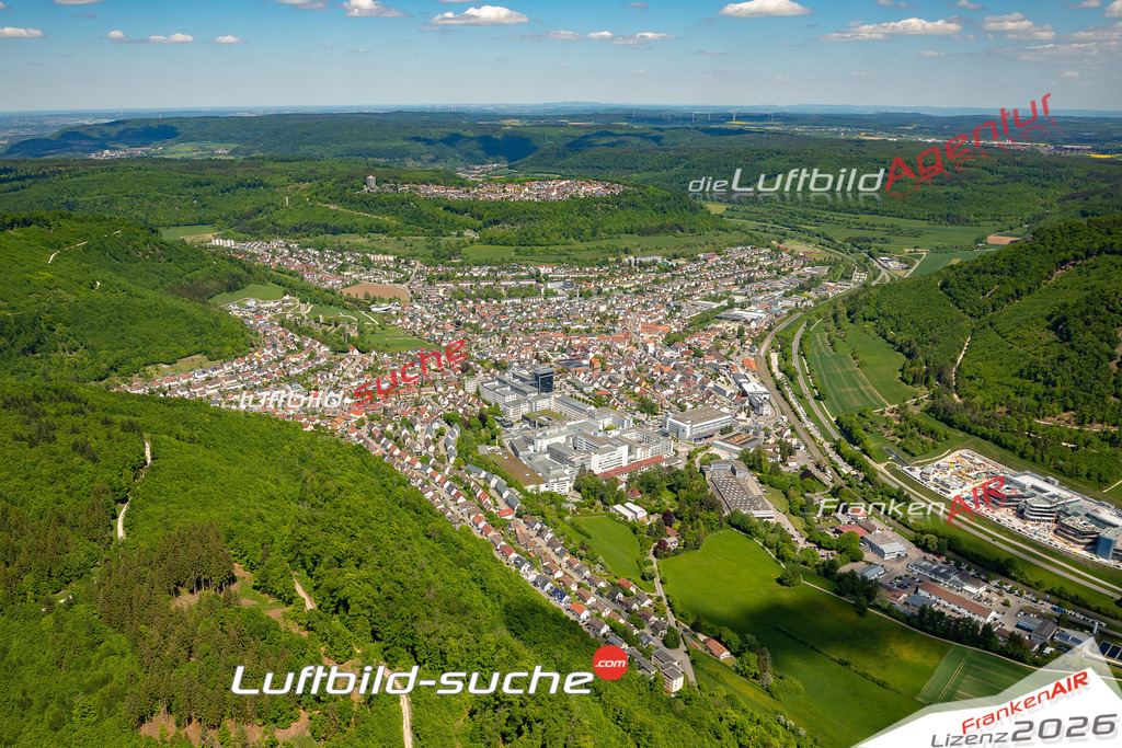 Luftaufnahme von  Oberkochen - Die Luftaufnahme wurde 2025 vom UL-Flugzeug heraus erstellt ( keine Drohne ) - Hochauflösende Luftaufnahme - für professionelle Ausdrucke geeignet. Die Geschenkidee !Mit Lizenz und Bildrechte bestellbar