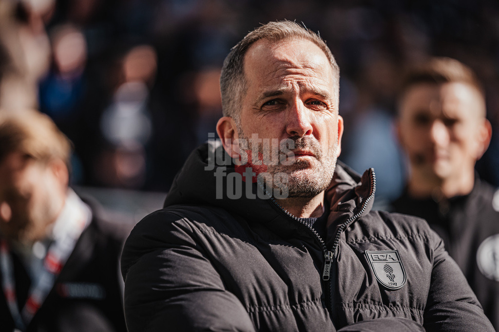 Fußball | Männer | Saison 2025/2026 | 1. Fußball-Bundesliga | 28. Spieltag | Hamburger SV vs. FC Augsburg | 04.04.2026 | Trainer Manuel Baum (FC Augsburg)