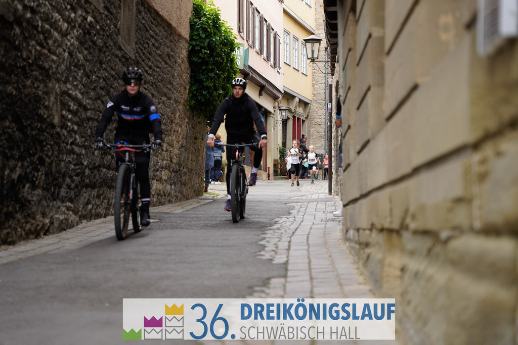 AOK Junior Cup 400m | 3Königslauf 2022 AOK Junior Cup 400m - Realisiert mit Pictrs.com