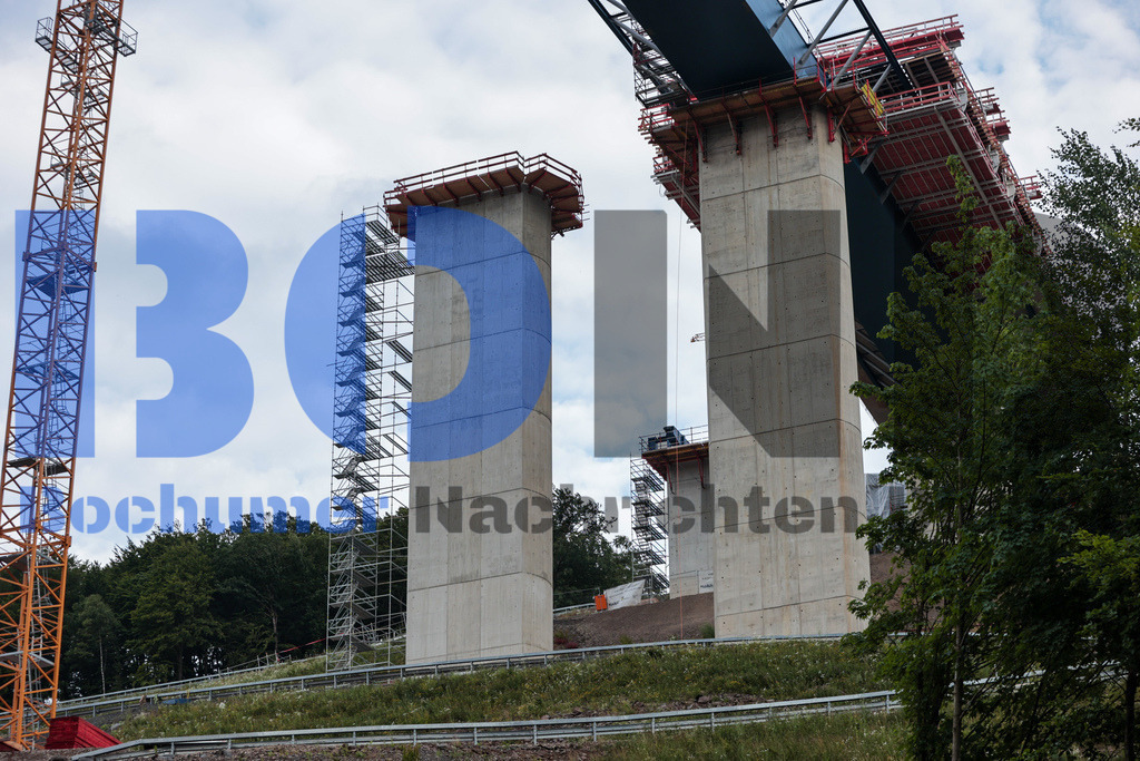 SES_MKRAHM20250626-9 | bond - Realisiert mit Pictrs.com