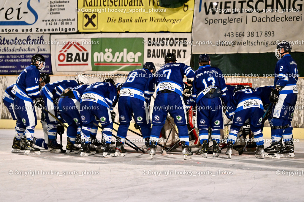 ELV Zauchen vs. EC Tigers Paternion  | EC Tigers Mannschaft, ELV Zauchen vs. EC Tigers Paternion , ELV Zauchen vs. EC Tigers Paternion  am 02.01.2025 in Eisoval Zauchen (Stadthalle Villach), Austria, (Photo by Bernd Stefan)
