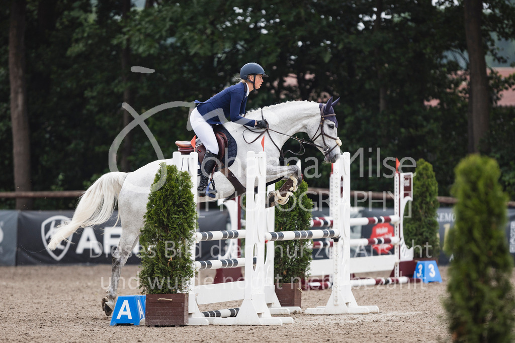 250610_Mühlen_SprPf-A2-259 | Deine schönsten Turniermomente als professionelle Fotos! Entdecke hochwertige Pferdesport-Fotografie im Online-Shop. Jetzt Fotos finden & bestellen!