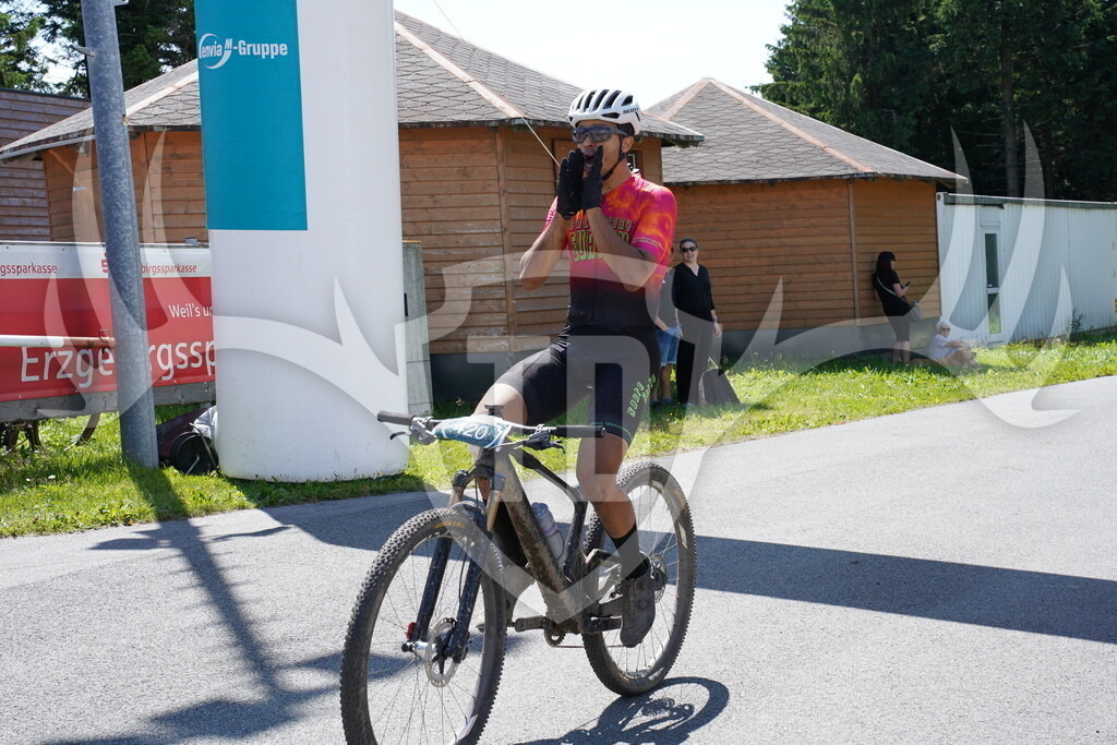 DSC05719 | Fotogalerie der Treibjagd im Dunkelwald - Dein MTB Etappenrennen im Erzgebirge - Realisiert mit Pictrs.com