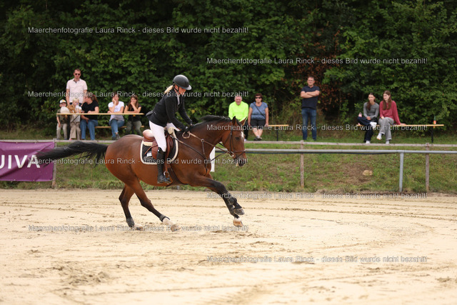 HG9A0822 | laurarinckfotografie - Realisiert mit Pictrs.com