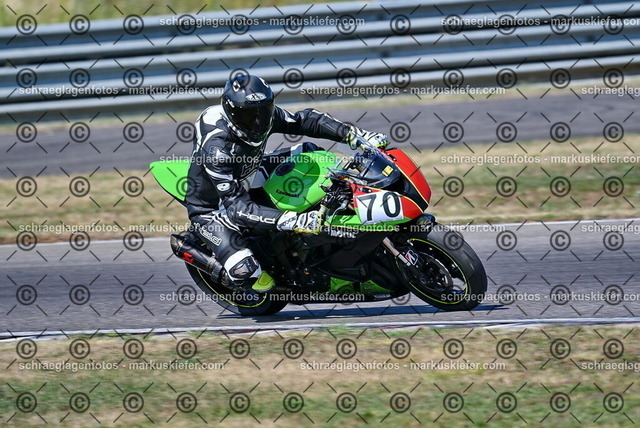 26bt04-0547 | markuskiefer.com - Realisiert mit Pictrs.com