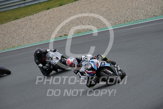 2024_07_08_PBK_51669 | Sportfotografie; SlowMotion; Video; Rennstrecke; Hafeneger; Speer; Racing; RSE; BMW; CBO; Trackday; Motorsportarena; Hockenheimring; Brno; Most; Barcelona; Valencia