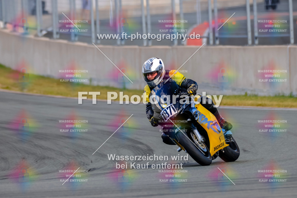 _TCM3613 | Hier findet Ihr Bilder von Touristenfahrten auf der Nürburgring Nordschleife oder von anderen Veranstaltungen die ich besucht habe. Viel Spass beim Durch Schauen 