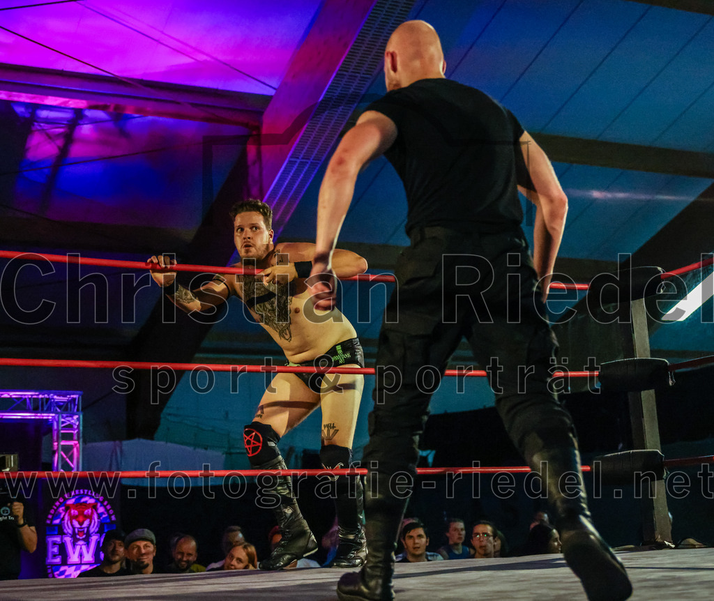 2023-08-12_151_EWS_Wrestling_ERDING | Erding, Deutschland, 12.08.2023:
Wrestling, Saison 2023, EWS Wrestling ERDING

Foto: Christian Riedel / fotografie-riedel.net