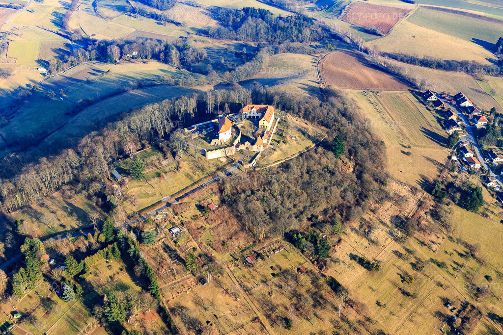Luftbild: Erfahrungsfeld Schloss Reichenberg in Reichelsheim im Bundesland Hessen in Deutschland. – Foto: IMG_096646.jpg vom 14.02.2017 durch Werner Riehm/FLY-FOTO.de – Auflösung des Originals: 5472 x 3648 px – Schloss Reichenberg
