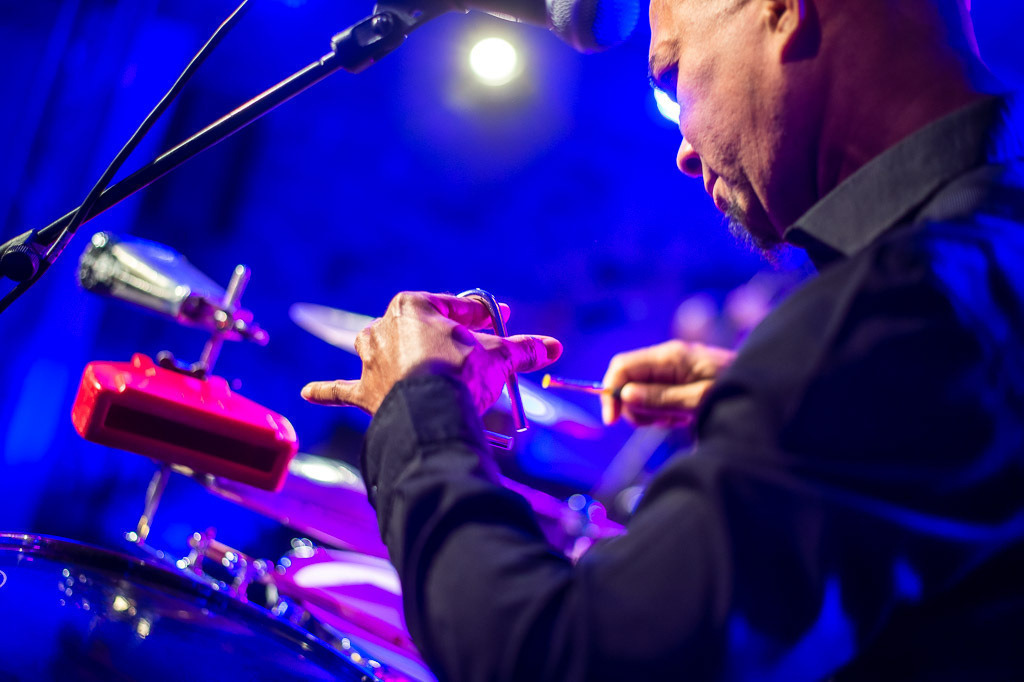 Tango meets Cuba | Tango meets Cuba mit den Klazz Brothers & Cuba Percussion im Forte Belvedere Leisnig zum Festival Hallo Leisnig 2022. - Realisiert mit Pictrs.com