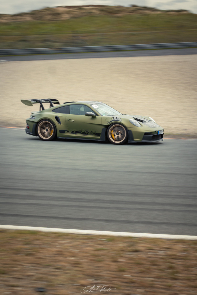 R6PZ0906 _Alexander Tschuncky | Entdecken Sie die faszinierende Welt von Alexander Tschuncky Arts: Kreative Fotografie, atemberaubende Automobilkunst und hochwertiger Bilderdruck. Lassen Sie sich inspirieren! - Realisiert mit Pictrs.com