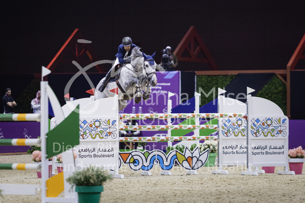 230217_Riyadh_MediumTour-220 | Deine schönsten Turniermomente als professionelle Fotos! Entdecke hochwertige Pferdesport-Fotografie im Online-Shop. Jetzt Fotos finden & bestellen!