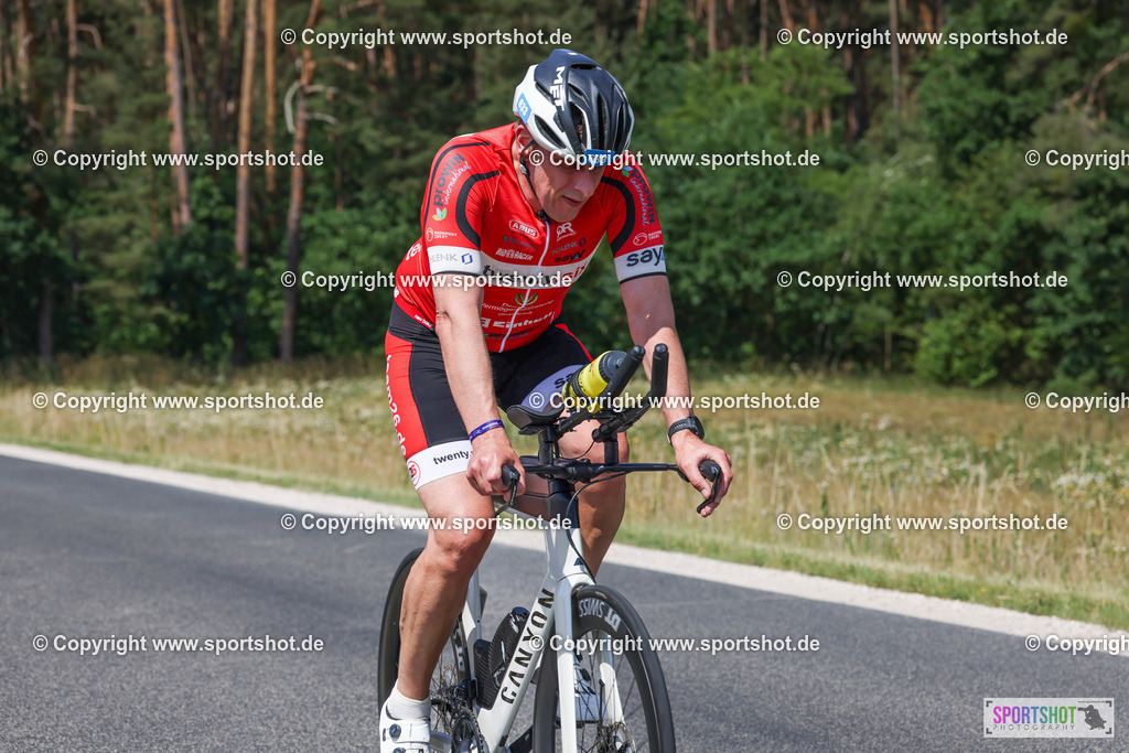 007A0416 | Rund um das Thema Sport-Event-Fotografie & individuelle Teilnehmerfotos. Jeder Teilnehmer wird fotografiert.