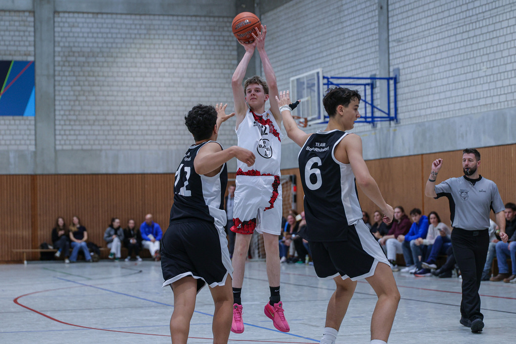 JBBL BAYER GIANTS vs Team BonnKöln RAG-65 | Fotos von Basketballspielen aus dem Raum NRW fotografiert von Gero Mueller-Laschet und Daniel Schaefer - Realisiert mit Pictrs.com
