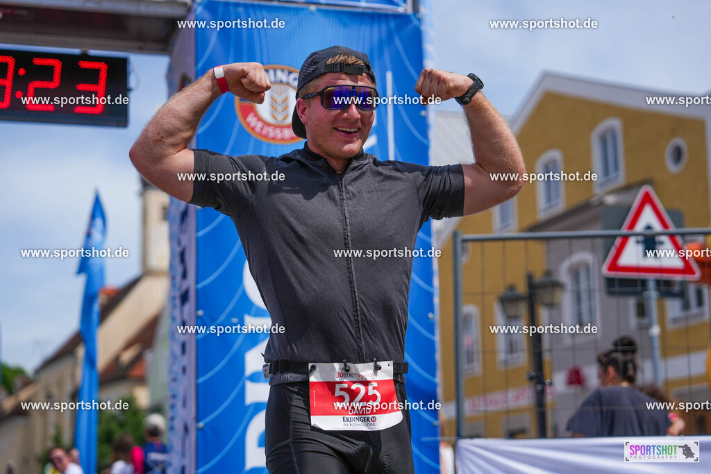 DSC05193 | Stadttriathlon Erding 2025. #yourpictrs #sportshot_your_pictrs @Sportshotphotography #stadttriathlonerding Copyright: www.sportshot.de