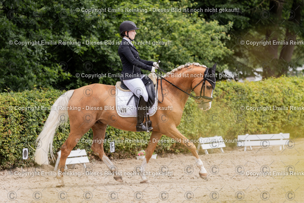 CL5A0070 | Emilia Reinking Fotografie - Realisiert mit Pictrs.com