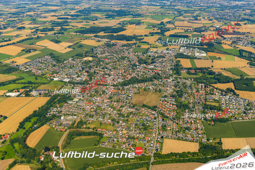 Vs Google Maps Enger - Die Luftaufnahme wurde 2025 vom UL-Flugzeug heraus erstellt ( keine Drohnenaufnahme ) - Hochauflösende Luftaufnahme - für Wandbilder und großformatige Ausdrucke geeignet. Das besondere Geschenk!Hier alle&nbsp;Infos zur Lizenzierung der LuftaufnahmeWir fliegen auch dieses Jahr wieder in Ihre Region um Luftbilder zu erstellen.- Luftbild anfragen