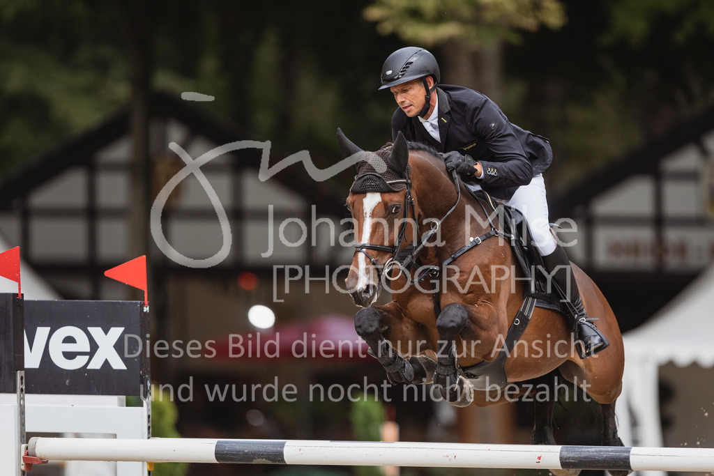 220910_OWLCh_MittlereTour-246 | Deine schönsten Turniermomente als professionelle Fotos! Entdecke hochwertige Pferdesport-Fotografie im Online-Shop. Jetzt Fotos finden & bestellen!