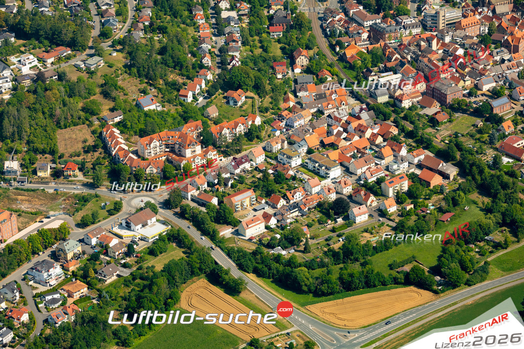 Das Luftbild zeigt : Bleichstraße Tauberbischofsheim - Die Luftaufnahme wurde 2023 vom UL-Flugzeug aus erstellt ( keine Drohne ) - Hochauflösende Luftaufnahme - Für grossformatige Ausdrucke geeignet. Die Geschenkidee !Mit Lizenz und Bildrechte bestellbar