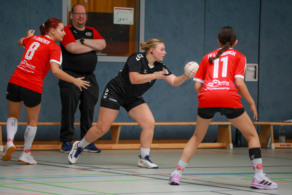 Rheinhausen-Lobberich_Plus_310825_015 | Bildergalerie von Sport-Ereignissen aber auch von weiteren spannenden Dingen - nicht nur vom Niederrhein. In Anlehnung an den bekannten Spruch von Hanns Dieter Hüsch heißt das Motto: "Niederrhein ist überall".  - Realisiert mit Pictrs.com