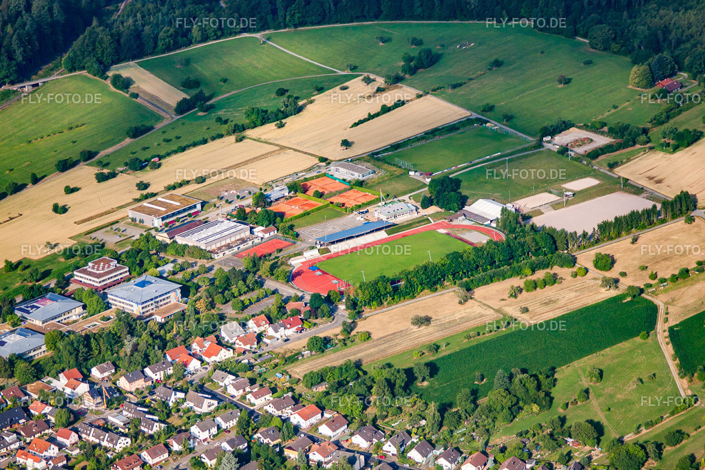 Sonotronic Stadion | Luftbild: Sonotronic Stadion im Ortsteil Langensteinbach in Karlsbad im Bundesland Baden-Württemberg in Deutschland. Foto: IMG_69904.jpg vom 06.07.2014 durch Werner Riehm/FLY-FOTO.de - Realisiert mit Pictrs.com