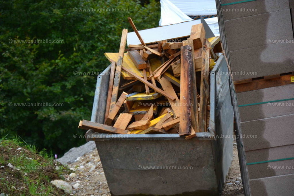 bib-lg01-baustelleneinrichtung-0097 | Nach LV-Leistungsgruppen sortierte Detailfotos über den Bau eines Hauses. Alle Hausbau-Bilder direkt vom Urheber und Autor der Website Haus-Selber-Bauen.com