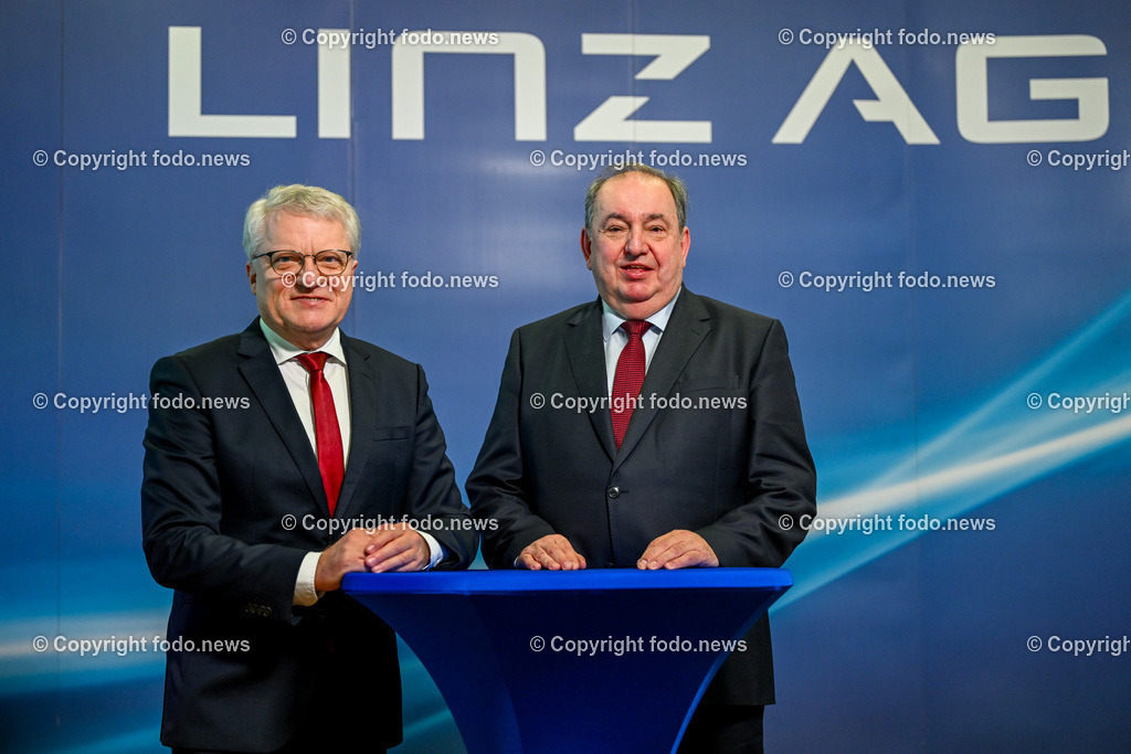 Pressekonferenz Linz AG_ Investitionen Ausblick 2024_ 19.02.2024-24 | 19.02.2024, Linz AG, AUT, Pressekonferenz Linz AG, Investitionen Ausblick 2024, im Bild Klaus Luger (SP, Bgm. der Stadt Linz), Erich Haider (Generaldirektor der LINZ AG)