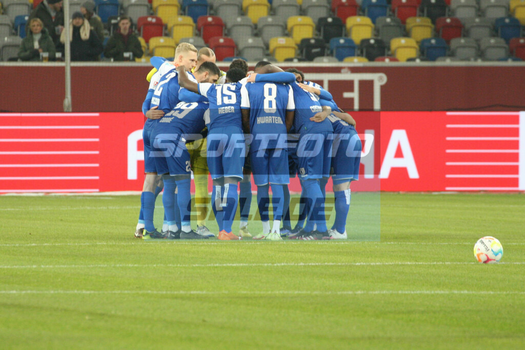 Fortuna Düsseldorf - 1. FC Magdeburg | Magdeburg schwört sich ein - © Sportfoto-Sale (MK) - Realisiert mit Pictrs.com