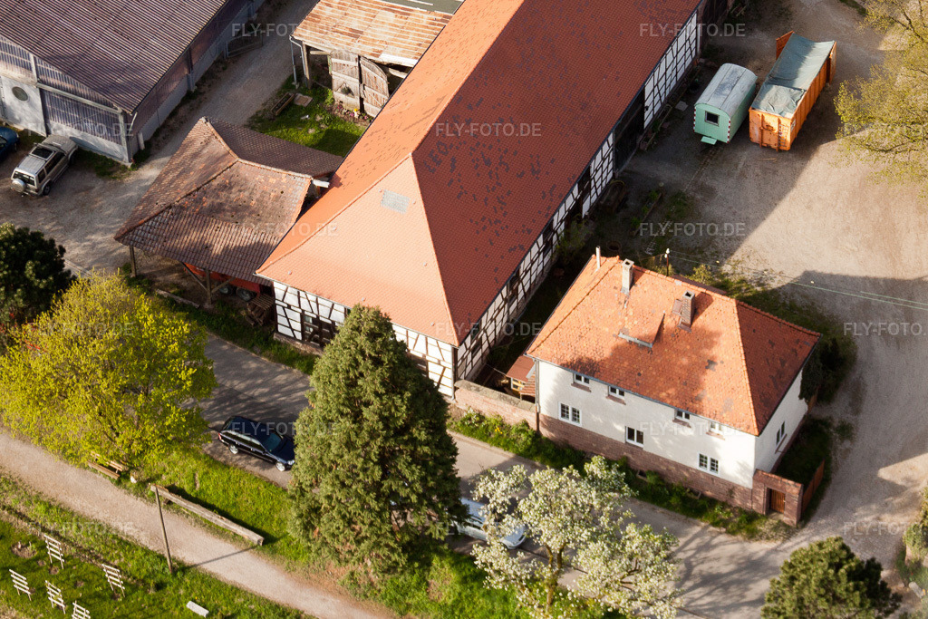Luftbild: Durlach, Rittnerthof im Ortsteil Durlach in Karlsruhe im Bundesland Baden-Württemberg in Deutschland. Foto: IMG_25934.jpg vom 23.04.2010 durch Werner Riehm/FLY-FOTO.de
