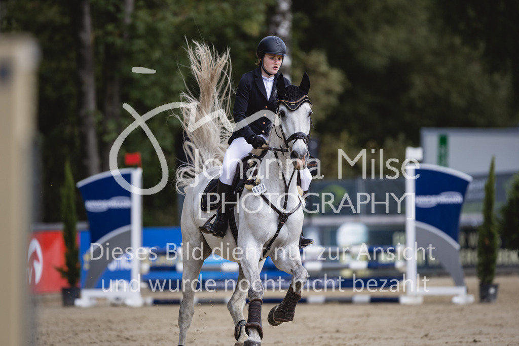 230826_Delbrueck_Stil-E-735 | Deine schönsten Turniermomente als professionelle Fotos! Entdecke hochwertige Pferdesport-Fotografie im Online-Shop. Jetzt Fotos finden & bestellen!
