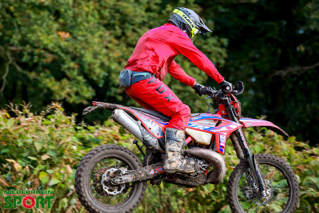 OpenTrack2024_Sonntag_Hobbyfahrer_091 | Bildergalerie von Sport-Ereignissen aber auch von weiteren spannenden Dingen - nicht nur vom Niederrhein. In Anlehnung an den bekannten Spruch von Hanns Dieter Hüsch heißt das Motto: "Niederrhein ist überall".  - Realisiert mit Pictrs.com