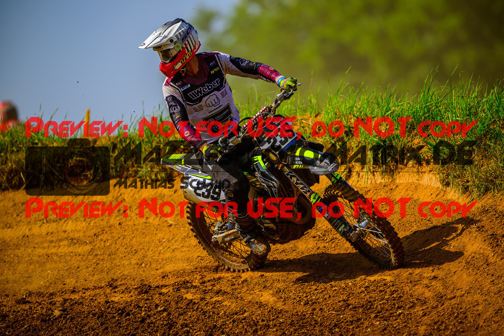 MaZZes_Fotomatrix_20250614_6007705_4523 | MX1