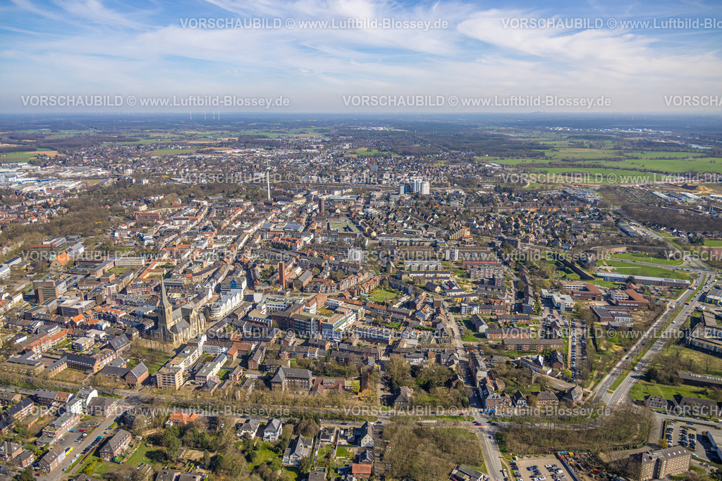 Wesel240311211 | Luftbild, Wohngebiet City mit Ortsansicht Wesel, mit Willibrodi Dom und Rathaus Stadtverwaltung, hinten der Fernmeldeturm Langer Heinrich, Wesel, Nordrhein-Westfalen, Deutschland