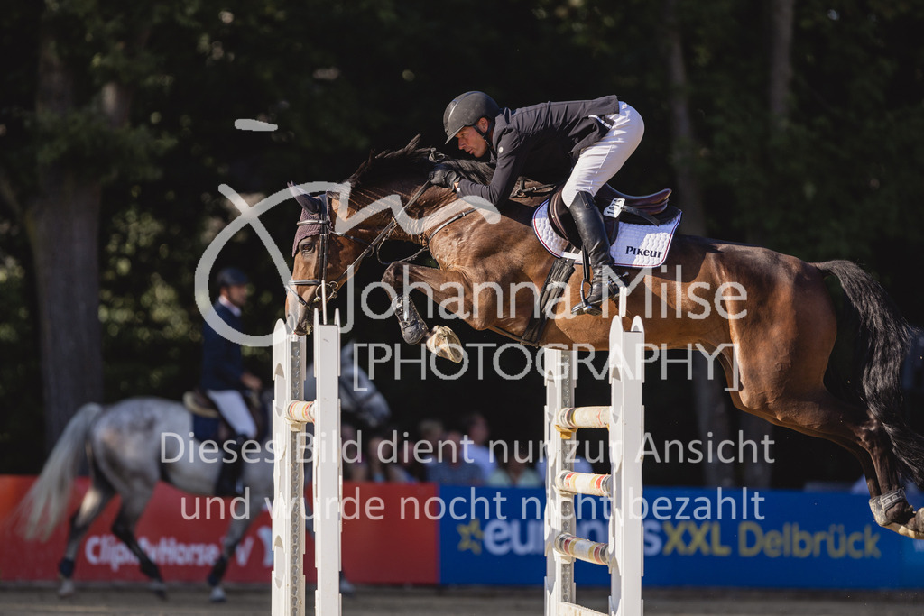 230826_Delbrueck_S1-Spr-926 | Deine schönsten Turniermomente als professionelle Fotos! Entdecke hochwertige Pferdesport-Fotografie im Online-Shop. Jetzt Fotos finden & bestellen!