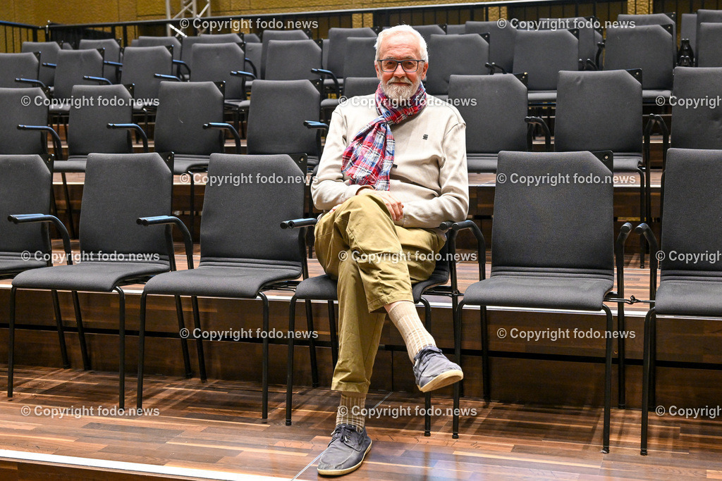 Musiktheater Linz_ Schlag_ Brugger_ Trawoeger_ 19.10.2023-8 | 19.10.2023, Musiktheater Linz, AUT, Musiktheater Linz, Schlag, Brugger, Trawoeger, im Bild Wolfgang Schlag (Kurator)